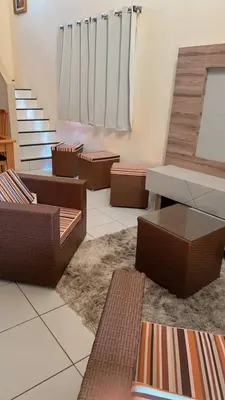 Uma área de estar em Cris hospedagem