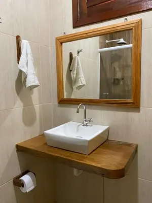 Uma casa de banho em Pousada o pescador