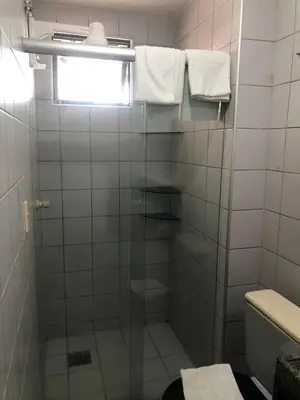 Uma casa de banho em Via Venetto Flat