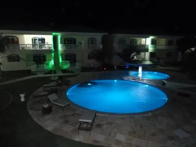 A piscina em ou perto de Apartamento 150m da praia de Canoa Quebrada