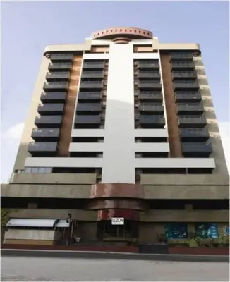 O edifício onde o apartamento está situado