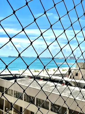 Uma vista do mar geral ou uma vista do mar a partir do apartamento