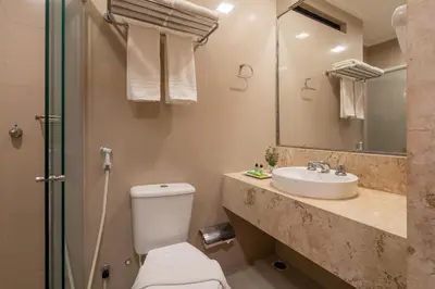 Uma casa de banho em Afago Mareiro Hotel