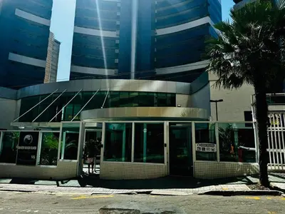 O edifício onde o apartamento está situado