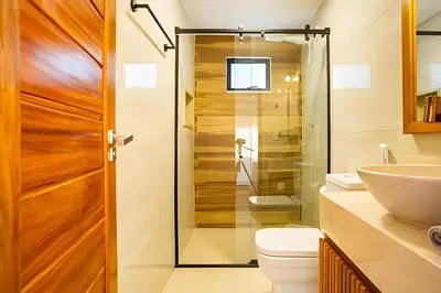 Uma casa de banho em Arara house 4