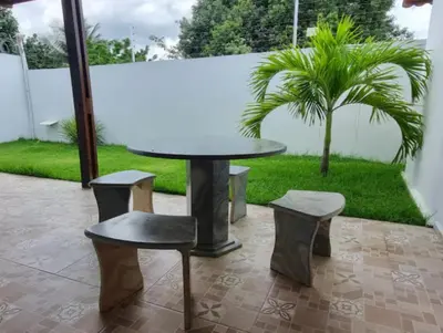 Um jardim no exterior de Lazer Paracuru