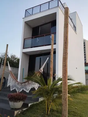 O edifício onde a casa de férias está situado