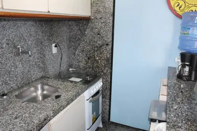 A cozinha ou kitchenette de Flat Atlântico 1402