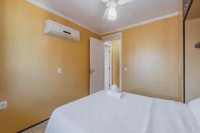 Uma cama ou camas num quarto em Alta Vista #2005 - Apto em Fortaleza by Carpediem