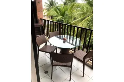 Uma varanda ou terraço em Paraíso à beira-mar: Beach Living by FTT