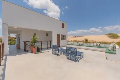 A piscina em ou perto de Casa Guerreiro - Elegância no Cumbuco by Carpediem