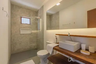Uma casa de banho em Casa Guerreiro - Elegância no Cumbuco by Carpediem