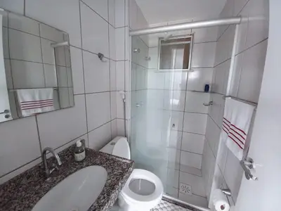 Uma casa de banho em Apê Pertinho - Fortaleza, Ceará!