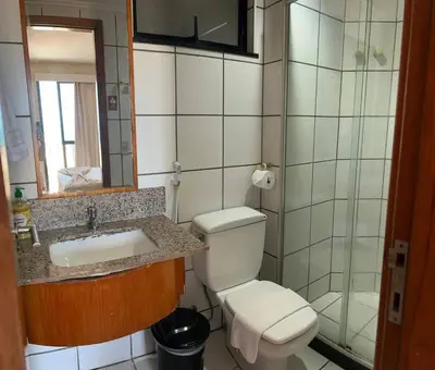 Uma casa de banho em Flat Mobiliado na Beira Mar
