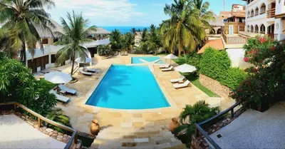 A piscina em ou perto de Hotel & Pousada Tatajuba