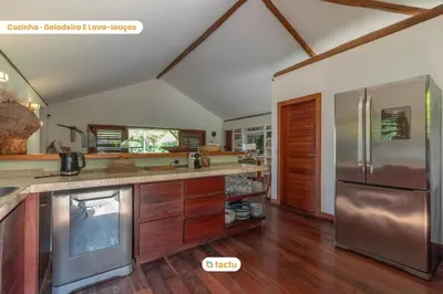 A cozinha ou kitchenette de Villa Boungavilea Fortim Casa Frente Mar de Luxo
