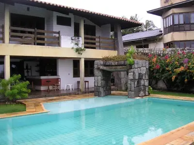 A piscina em ou perto de Casa da Prainha