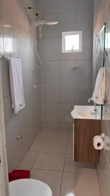 Uma casa de banho em Mirante Paraíso Residencial