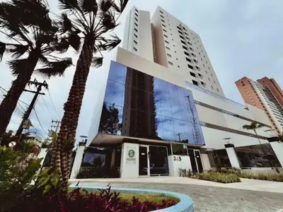 O edifício onde o apartamento está situado