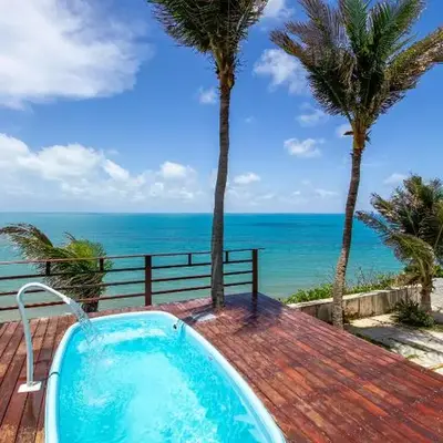 Casa Vista ao Mar - Paisagem Deslumbrante e Localização Perfeita