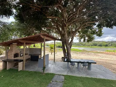 Um jardim no exterior de Casa Del Rio