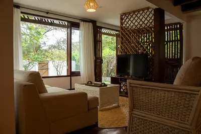 Uma área de estar em Vila Sofia