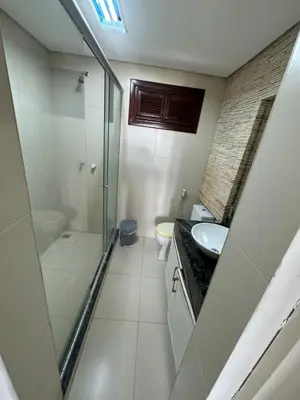 Uma casa de banho em Mansão lagoa do catu