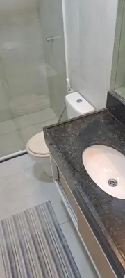 Uma casa de banho em Apartamento inteiro próximo à praia de Iracema