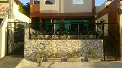 O edifício onde o apartamento está situado