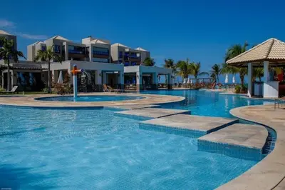 A piscina em ou perto de WAI WAI Cumbuco - Frente a Praia