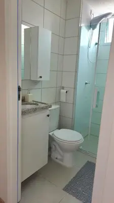 Uma casa de banho em Appartement tout confort au bord de mer