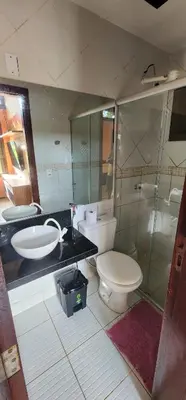 Uma casa de banho em recanto da Juliana