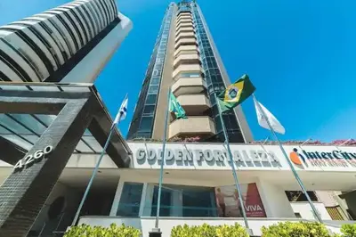 O edifício onde o apartamento está situado
