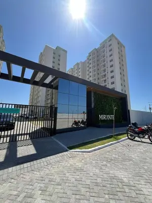O edifício onde o apartamento está situado