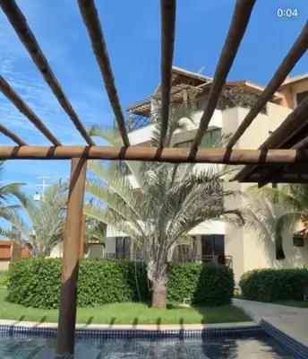 O edifício onde o apartamento está situado
