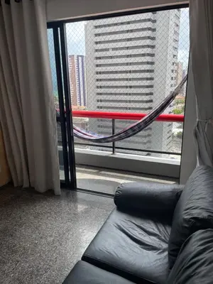 Uma área de estar em Flat Dragão do Mar