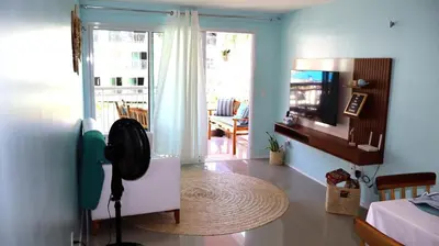 Uma área de estar em Hospede-se Perto do Beach Park - Conforto e Lazer Garantidos! Solarium Residence