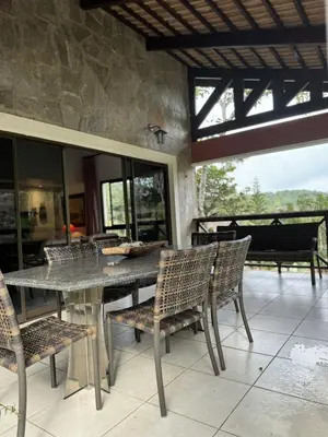Uma varanda ou terraço em Casa na Serra - Monte Flor