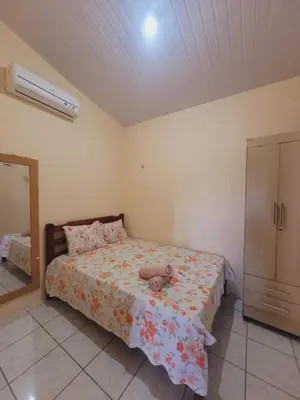 Uma cama ou camas num quarto em Apartamento Flecheiras Frente Mar