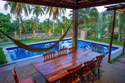 A piscina em ou perto de Deck Flor d'Lis