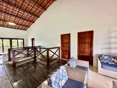Uma área de estar em Guaramiranga Casa 10 suítes, Campo de Futebol e Vôlei
