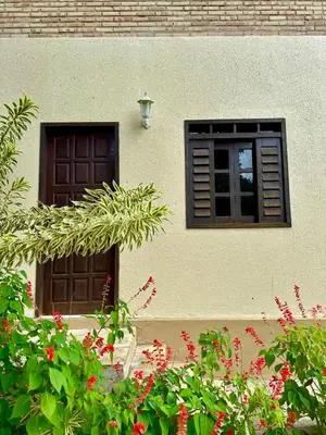 O edifício onde a casa de hóspedes está situado