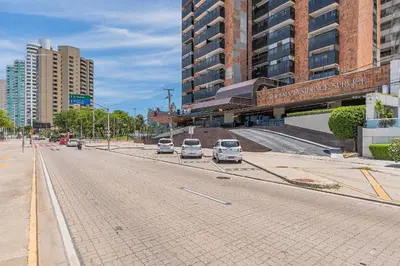 A vizinhança circundante ou próxima do apartamento