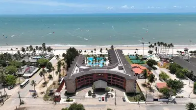 Uma vista do mar geral ou uma vista do mar a partir do apartamento