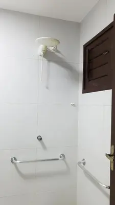 A planta de chega mais chalé vizinho a Praia das Fontes Beberibe