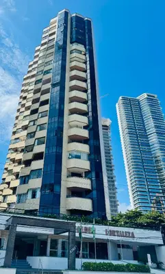 O edifício onde o aparthotel está situado