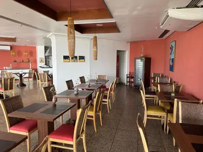 Uma área de estar em Chic hotel suite in fabulous Meireles Fortaleza with WiFi, fitness room