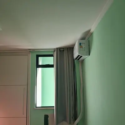A planta de Com piscina e bem localizado