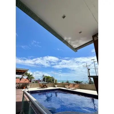 A piscina em ou perto de 504 Ocean Tower Vista mar