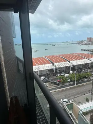 Uma vista do mar geral ou uma vista do mar a partir do apartamento